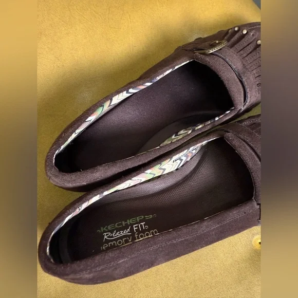 Skechers women’s sneakers Dark Brown Suede Loafers with Stud Details‎ size 9,5 - Picture 9 of 14
